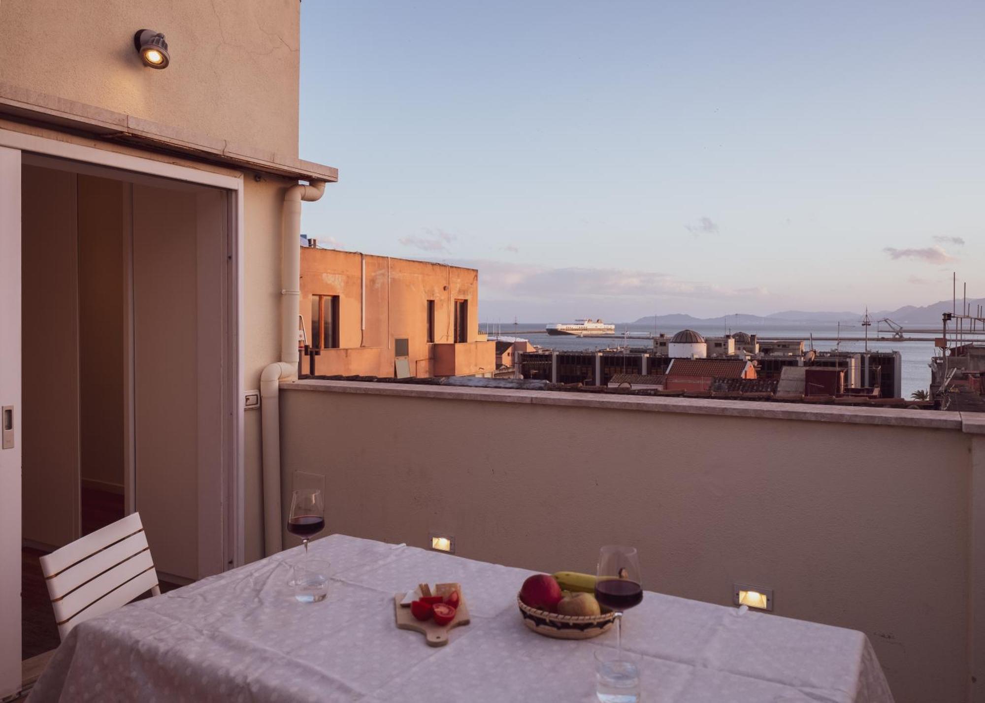 Blue Domus Apartment Cagliari Exterior photo